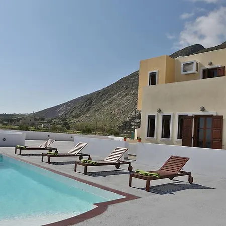 Sunny Days * Emporio (Santorini)